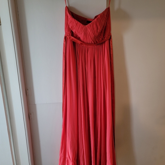 Coral Prom/Evening Dress - Picture 3 of 7